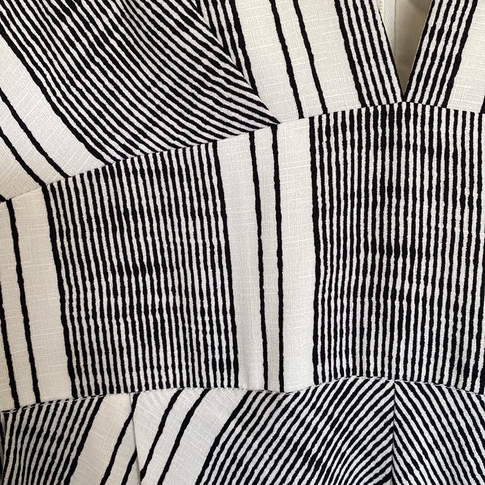 EUC Sheike maxi dress - Picture 4 of 5